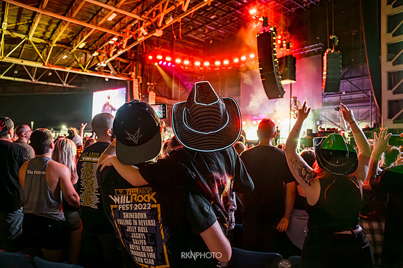 fallinginreverse.2024.09.21DSC05811-Enhanced-NR