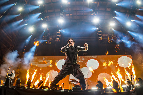 fallinginreverse.2025.9.2DSC01840