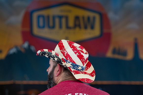 outlawmusicfestival.2022.6.24P6240003