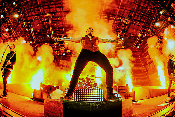 shinedown.uproarfestival.2012.8.19