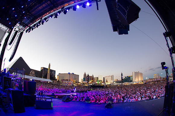 Backstage - Martina McBride