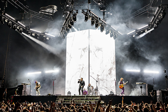 shinedown.2022.09.05-DSC02792