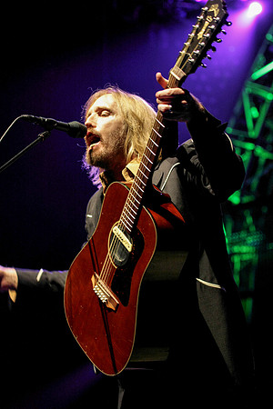 tompettyheartbreakers.2008.8.7PettyWinwood 2008.08.07 378