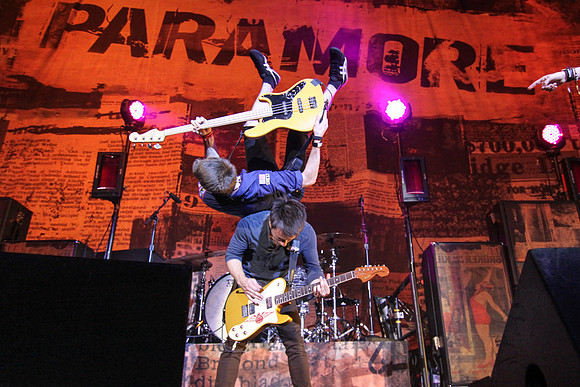paramore.2009.7.8IMG_4893