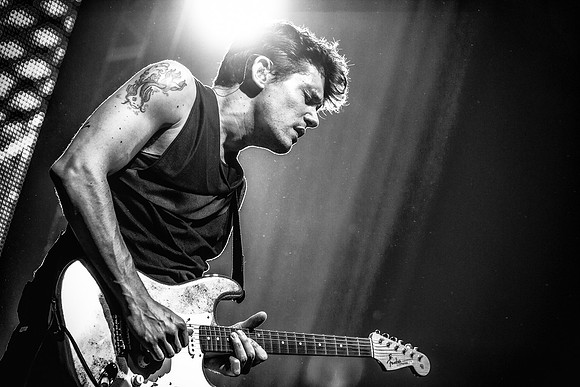 johnmayer.2010.3.2020100320-IMG_0510-Edit