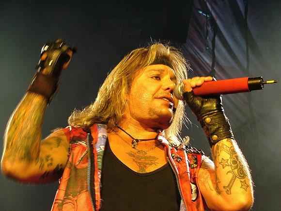 motleycrue.9.5.2005MotlCrueUMB Aug-9-05_24