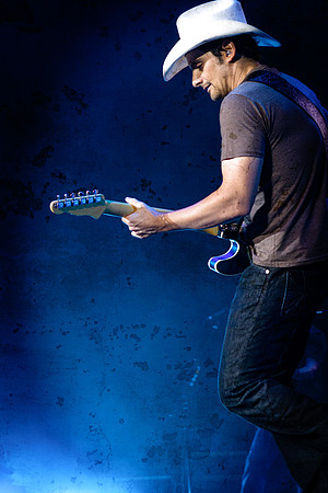 bradpaisley.2010.5.2920100529-IMG_0944-Edit