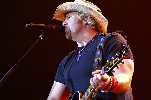 tobykeith.2006.9.29TobyKeith UMB Sept-29-06_031
