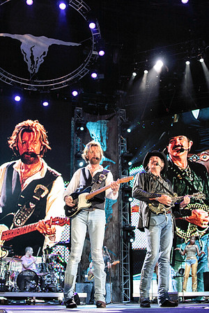 brooks&dunn.2008.6.26Brooks&DunnStLouis2008.06.26 215