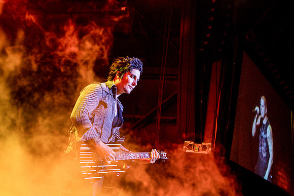avengedsevenfold.2010.8.14A7XPointfestStL08.14.10-3311