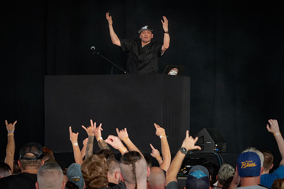 mixmastermike.2023.07.18-P71800084P71800084