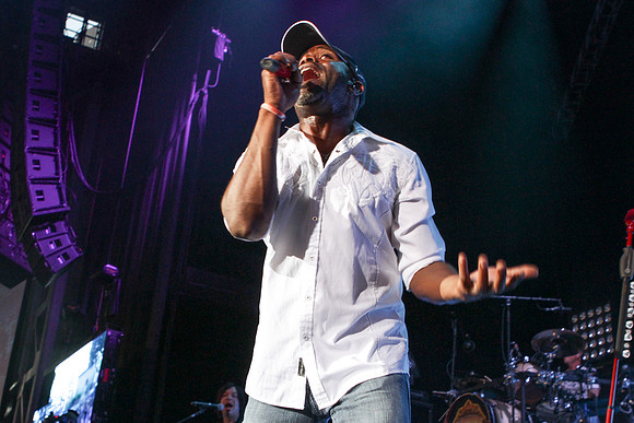 dariusrucker.2010.5.2920100529-IMG_0929