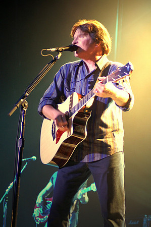 johnfogerty.2006.6.9FogertyUMB Aug-22-06_044