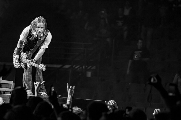 shinedown.2010.4.2320100423-IMG_0314