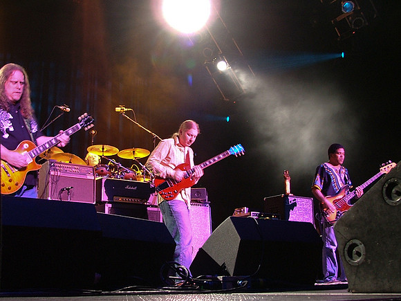 allmanbros.2005.9.16AllmBrosUMB Sept16-05_014