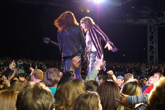 aerosmith.2006.10.15AerosmUMB 10-15-06_097