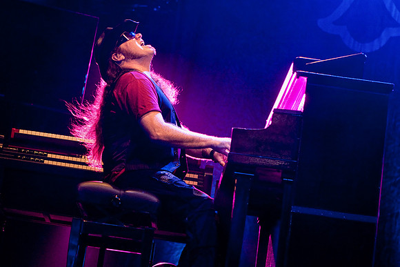 lynyrdskynyrd.2010.6.2620100626-IMG_1416