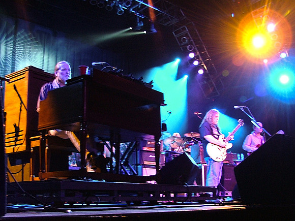 allmanbros.2005.9.16AllmBrosUMB Sept16-05_037