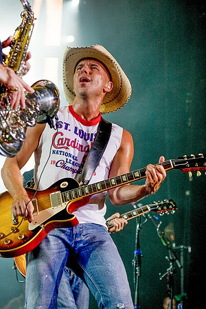 kennychesney.2008.9.11ChesneyLlambert2008.09.11 360