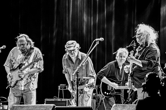 CSN&Y.2006.9.7CSNY UMB Sept-7-06_039