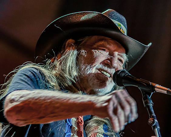 willienelson-farmaid.2009.10.4IMG_9805