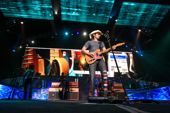 bradpaisley.2009.6.18KW_Paisley2008.06.18-106