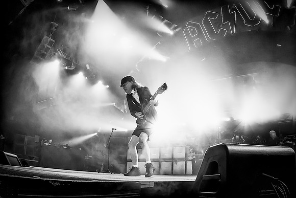 AC/DC