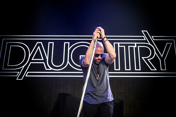 Daughtry 7/25