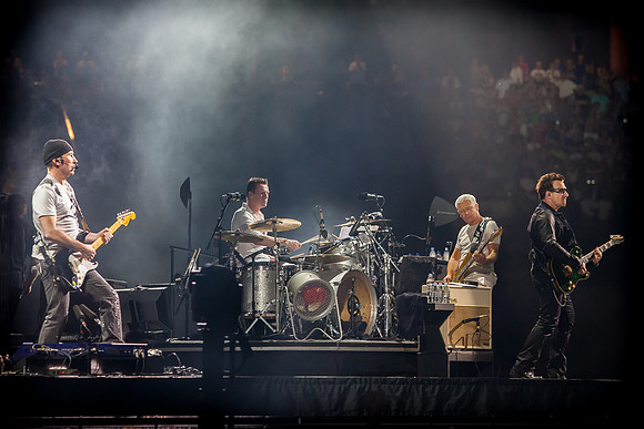 U2