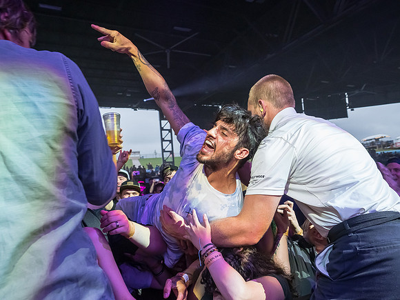 circasurvive.2019.07.15-P7150061