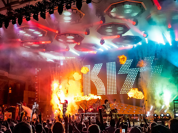 kiss.2019.09.01-P1028510