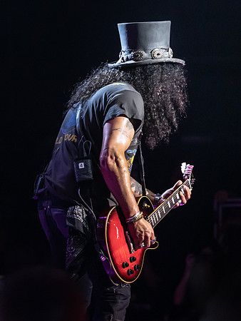 slash.08.10-P8100146
