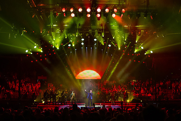 neildiamond.2017.4.12QB9A0554