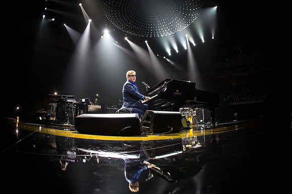 eltonjohn.2013.11.24IMG_2209