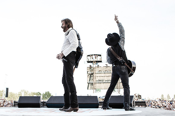 Brooks & Dunn - Lakeshake Festival, Chicago