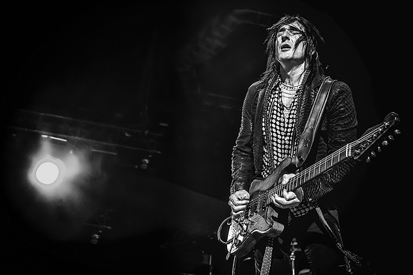 Richard Fortus - Dead Daisies